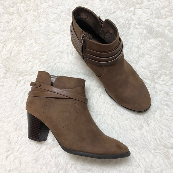 Cityclassified Steel Heeled Bootie Sz 8.5 - Picture 2 of 12